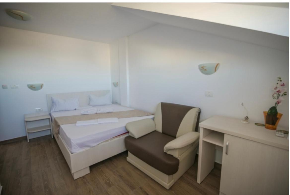 Complex Turistic Perla Venusului Hotell Exteriör bild